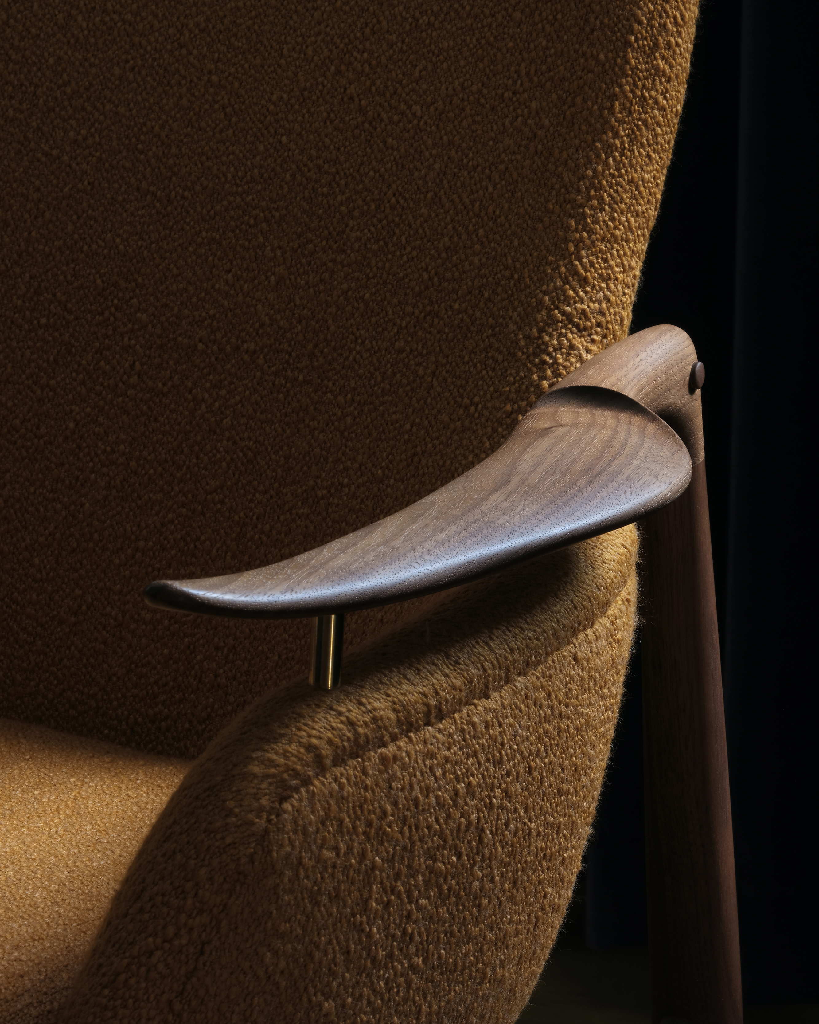 53チェアのアーム先の写真2