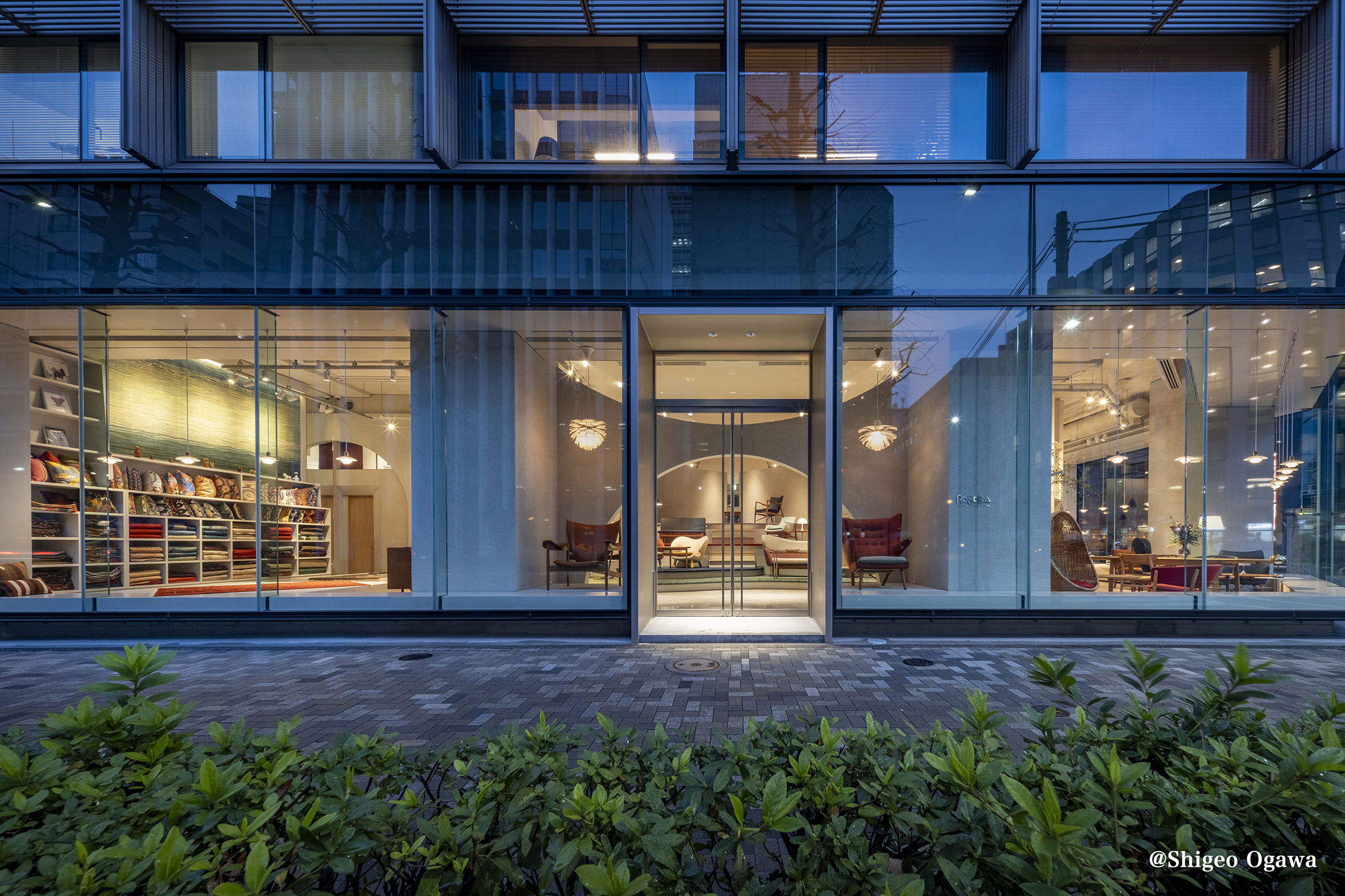 ロゴバ東京店ショールームの外観写真